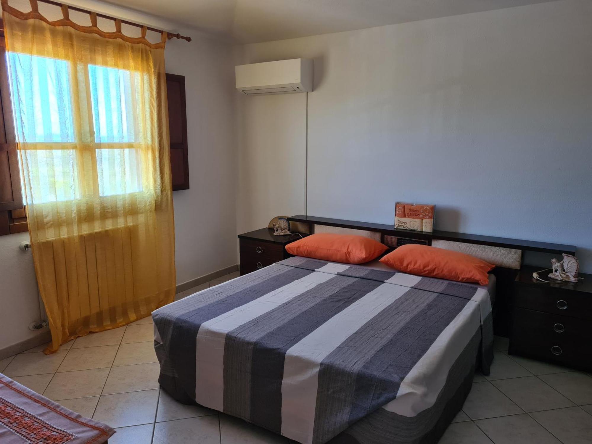 Casa Vacanze Spiga ตอร์โตลี ภายนอก รูปภาพ
